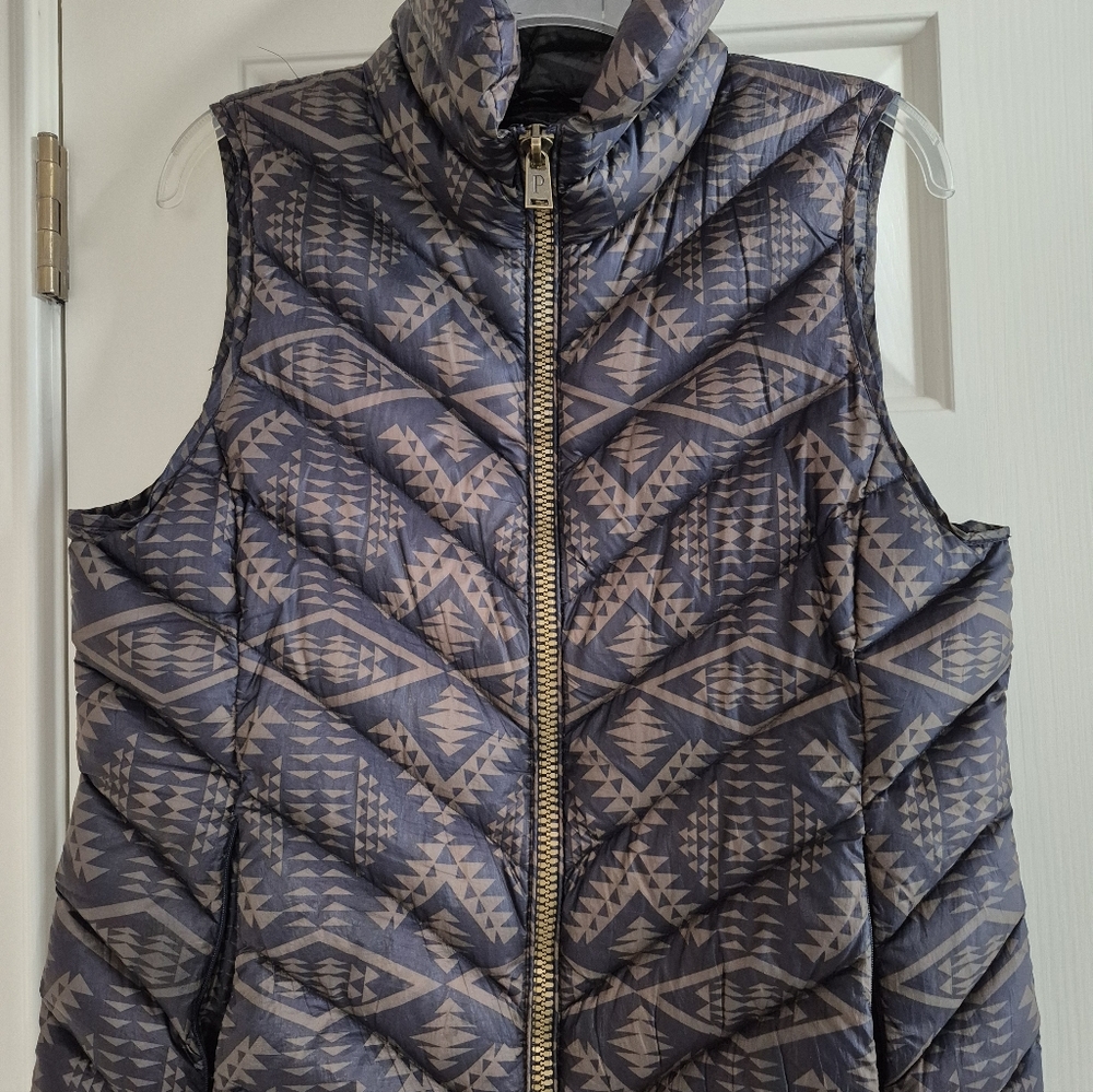 PENDLETON Aztec Print 90% Duck Down Quilted Vest Jacket Size S